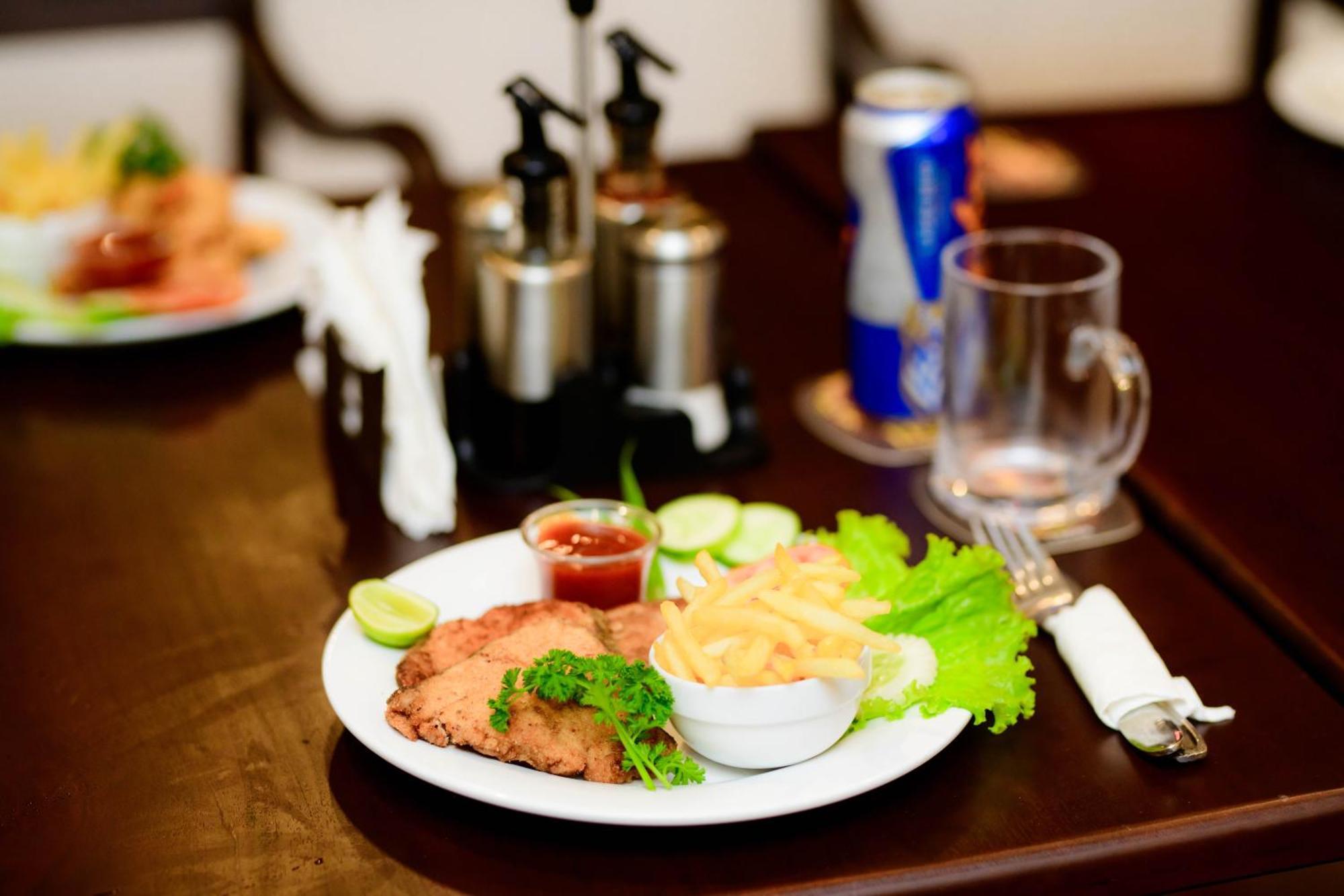 Royal Beach Hotel & Restaurant Hikkaduwa Zewnętrze zdjęcie